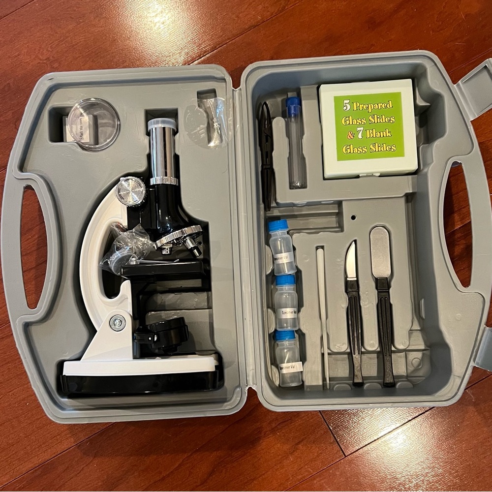 Brand New Microscope kit